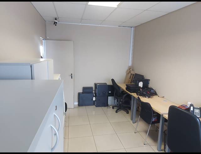 60M² OFFICE TO LET IN UMHLANGA RIDGE